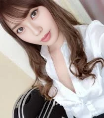 黒衣女王